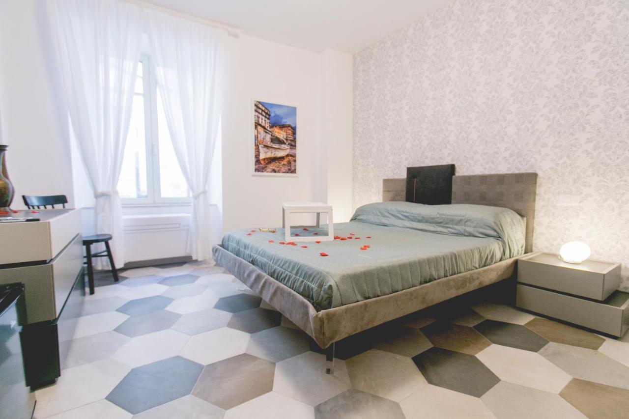 Anticaglia/24 Bed & Breakfast Napoli Dış mekan fotoğraf