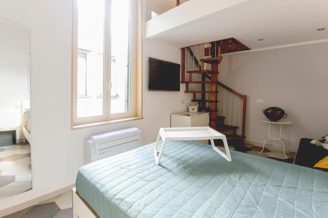 Anticaglia/24 Bed & Breakfast Napoli Dış mekan fotoğraf